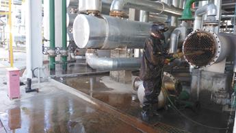 寧魯石化煉油廠高壓水流射清洗機設備交付圖片8